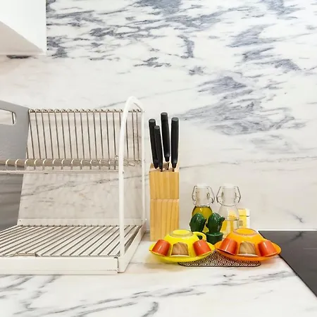 Plum Guide - Uma Casa Portuguesa Apartment *